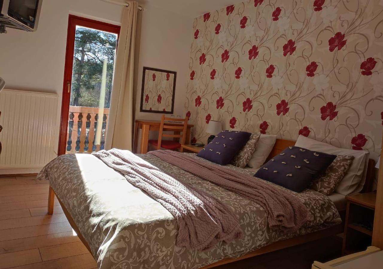 Hotel House Katja Jezerce Habitación foto