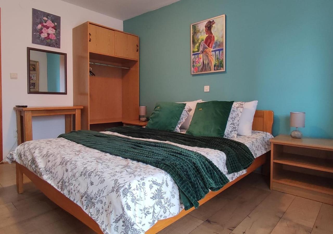 Hotel House Katja Jezerce Habitación foto